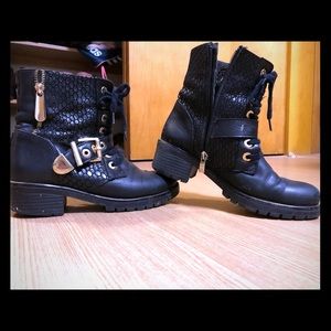 GiAnni Leather Boots